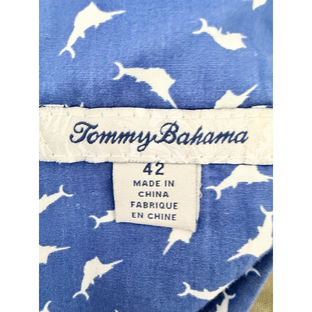 Tommy Bahama Mens Cargo Shorts Sz 42 Khaki Beige Stretch Outdoor Dadcore Coastal